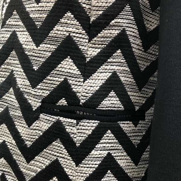 Kenar Blazer - Picture 3 of 5